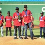 Leones rinden homenaje equipo campeón Serie del Caribe Kids
