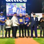 Licey, Aguilas y Estrellas ganan en el inicio beisbol dominicano
