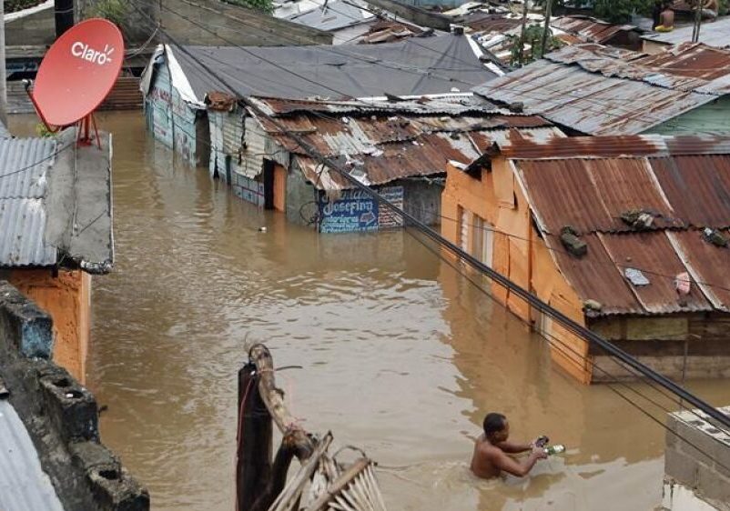 Lluvias mantienen alerta gran parte de República Dominicana
