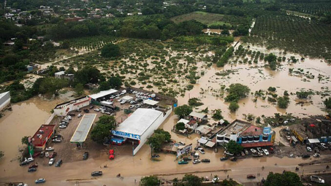 MEXICO: Suben a 64 los fallecidos por intensas lluvias