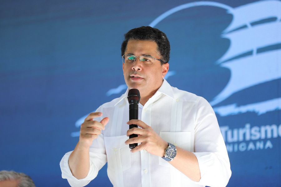 Ministro asegura que tormenta Melissa no afectó turismo RD Ministro asegura que tormenta Melissa no afectó turismo RD
