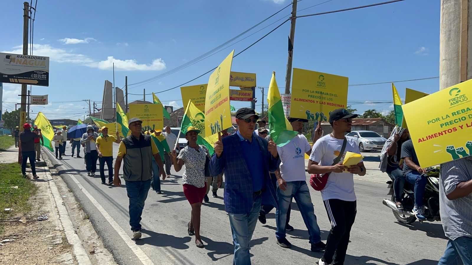 NAGUA: Frente Amplio realiza protesta contra la carestía