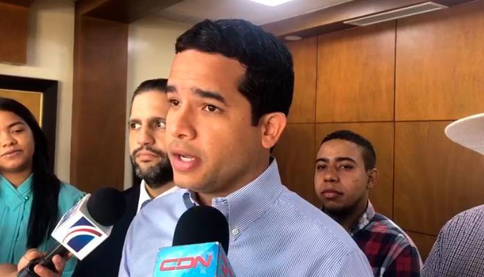 Omar pide suspender labores y despachar estudiantes por lluvia