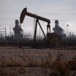 Precios del petróleo se disparan tras sanciones de EE.UU. a Rusia