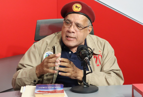 Presidente UDC dice que Trump merecía premio Nobel de la paz