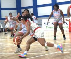 Pueblo Nuevo y Turistas del Este ganan en balonceso femenino