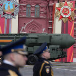Putin: Si se realizan pruebas nucleares, Rusia hará lo mismo