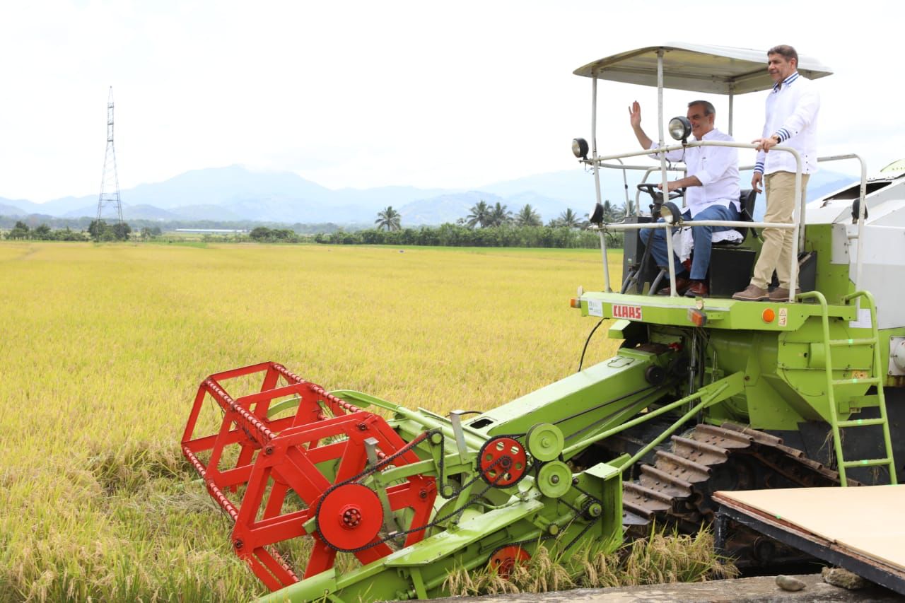ADHA reconoce apoyo y visión de Abinader en agropecuaria