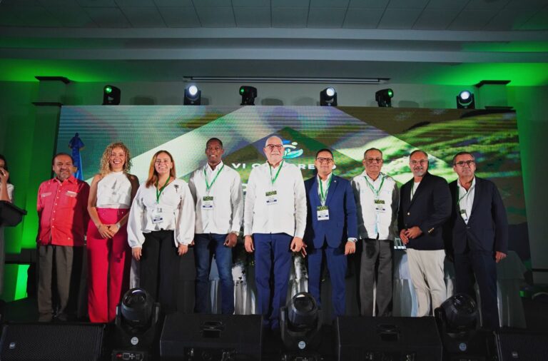 Alcaldes se comprometen a proteger el Medio Ambiente