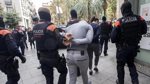 BARCELONA: Desmantelan red narcotraficantes dominicanos
