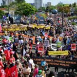 BRASIL: Miles de manifestantes protestan contra COP30 Belém