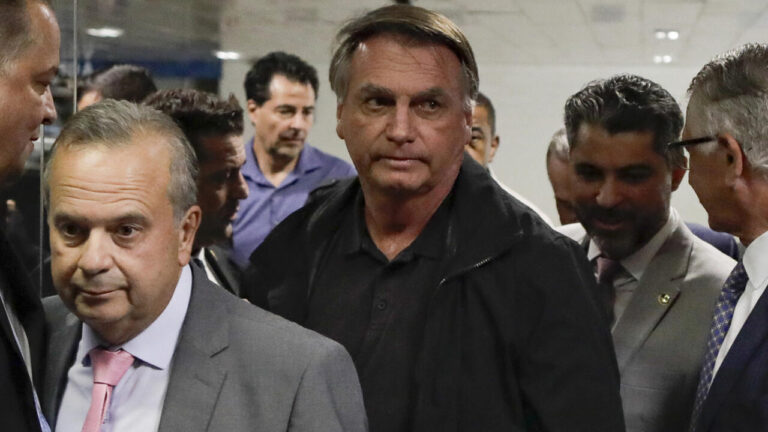 BRASIL: Supremo mantiene la sentencia contra Jair Bolsonaro