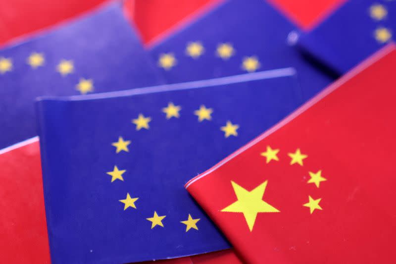 China suspende controles de las exportaciones tierras raras a UE