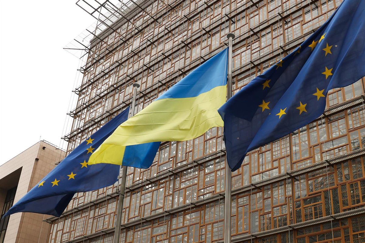 Comisió Europea desembolsa €5.900 MM en apoyo a Ucrania