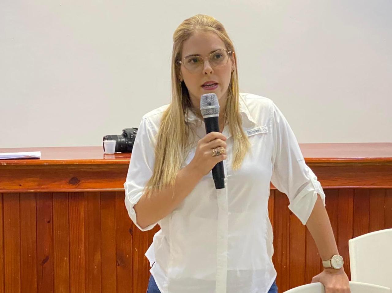 Diputada ve propuesta cesantía no busca eliminar derechos Diputada ve propuesta cesantía no busca eliminar derechos