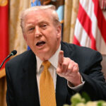 Donald Trump reconoce que EE.UU. necesita a inmigrantes