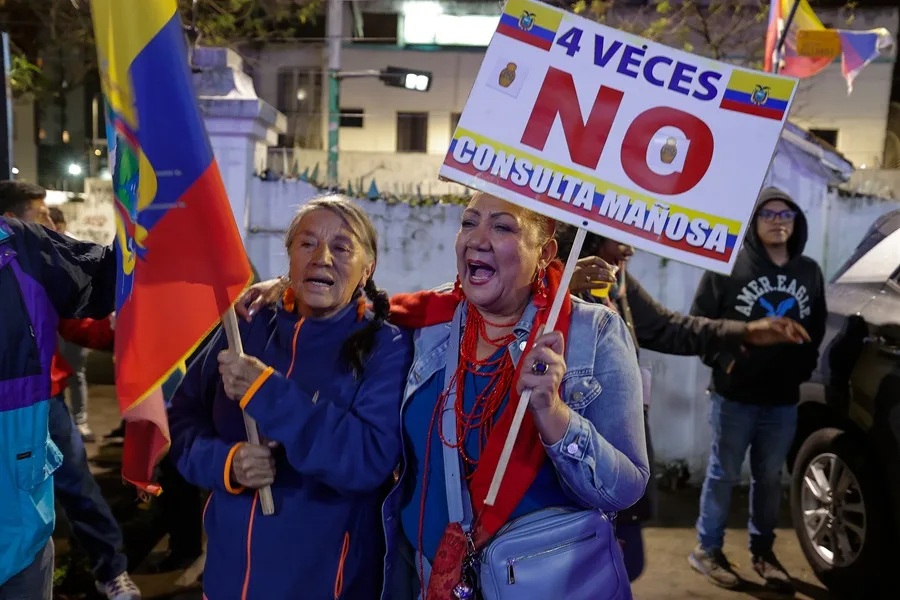 ECUADOR: El «no» se impone en el referéndum de este domingo