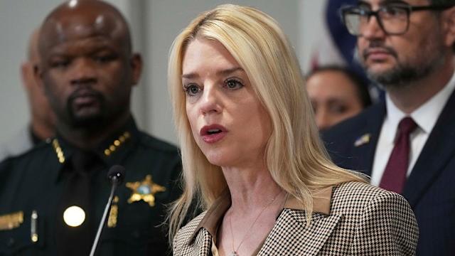 EEUU: El Departamento Justicia demanda a California por mapa