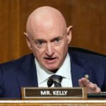 EEUU: Pentágono amenaza con consejo de guerra senador Kelly