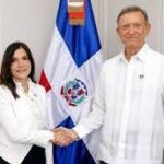 Embajadora EU en RD presenta copias de estilo ante Canciller