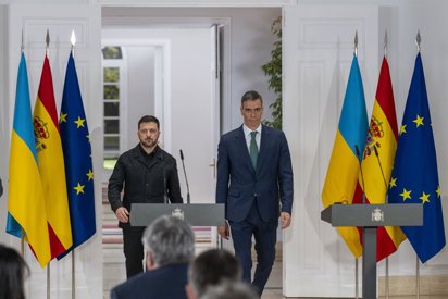ESPAÑA: Gobierno movilizará 817 MM para ayudar a Ucrania