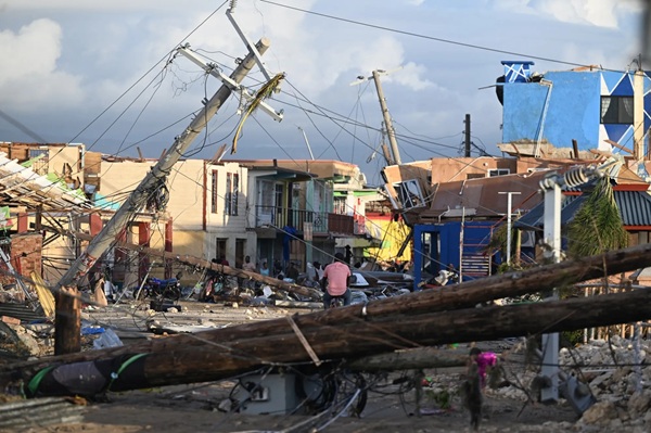 EU envía US millones para afectados Melissa en el Caribe