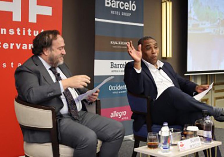 Flavio Amaury Rondón representó a RD en evento Turkía