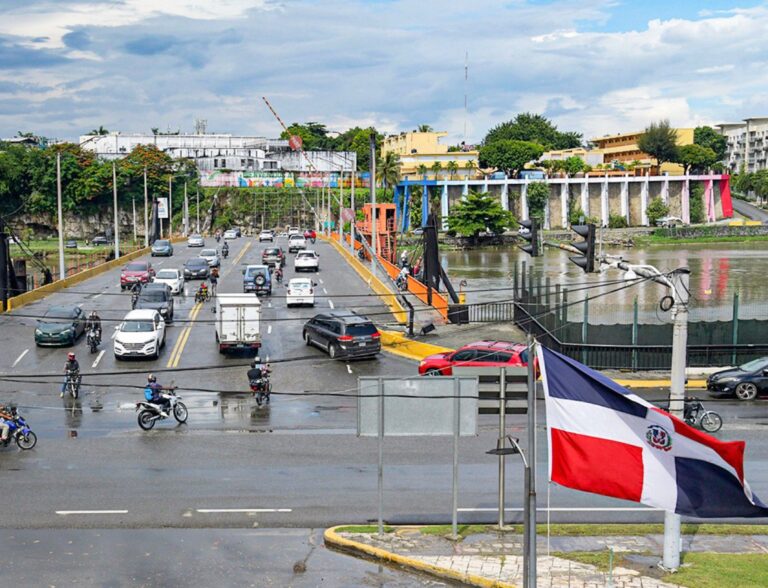 MOPC informa cierre del Puente Flotante por dos horas este sábado