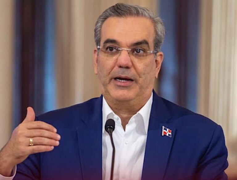 Presidente de RD irá a reunión mundial semiconductores en EU
