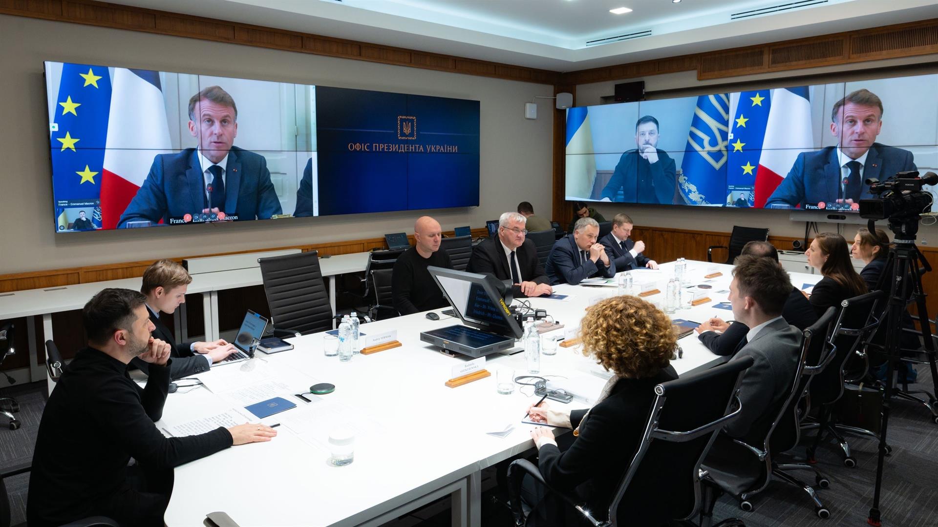 UCRANIA: Zelenski dice estar «preparado» para plan de paz