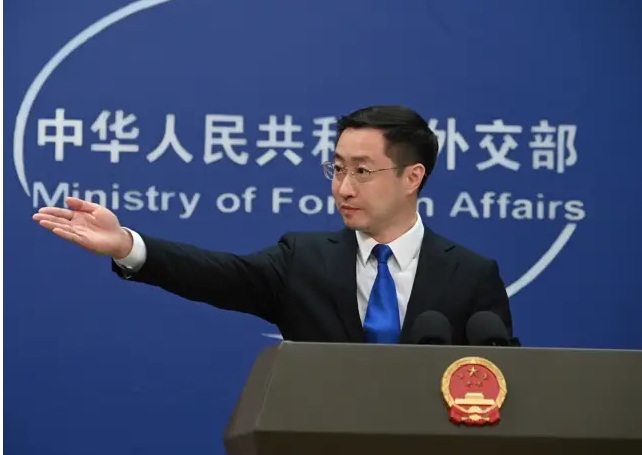 China acusa EEUU distorsionar su política defensiva en Asia