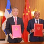 China dona equipos electrónicos a la Cámara de Diputados de RD
