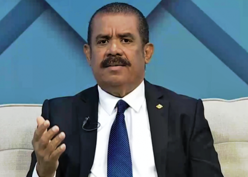 Dice es duro golpe al pueblo la venta de pollo a RD0 la libra