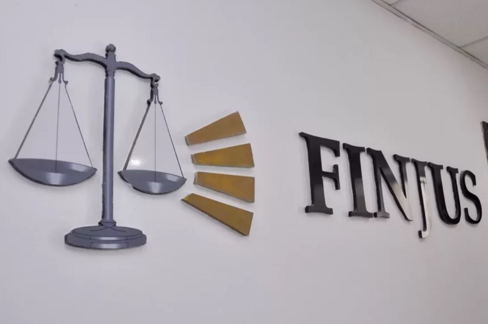 Finjus ve graves conflictos con la Consitución en nueva DNI