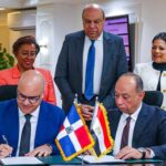 La RD y Egipto firman acuerdo académico sobre aviación