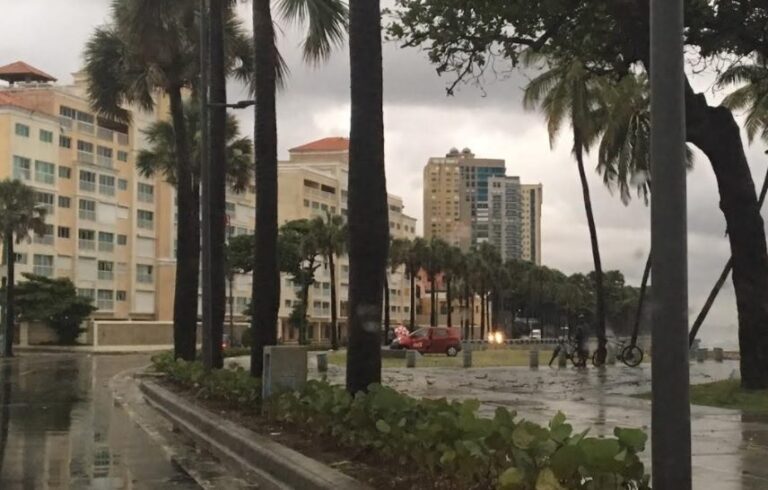 Lluvias amenazan con aguar las fiestas de Año Nuevo en la RD