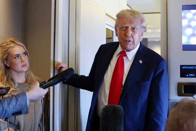Polémica por decisión de Trump de cesar a 30 embajadores EU