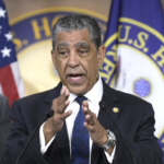 Adriano Espaillat critica acción militar Trump contra Venezuela