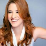 Cantante Nathalie Hazim vuelve con “Íntimamente Acústico”