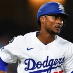 Dodgers envían a los Marlins al jardinero dominicano E. Ruiz