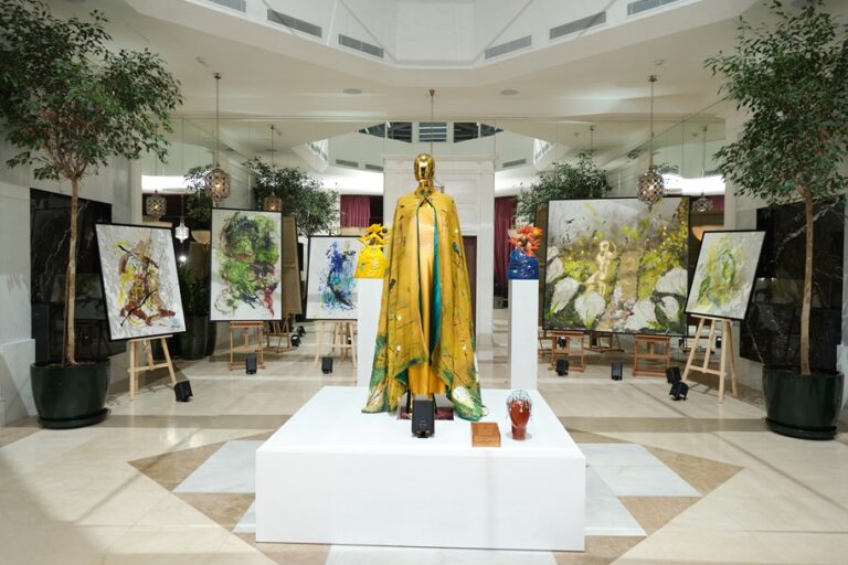 ESPAÑA: Embajada presenta exhibición «Cigua Palmera: Cartografía del vuelo»