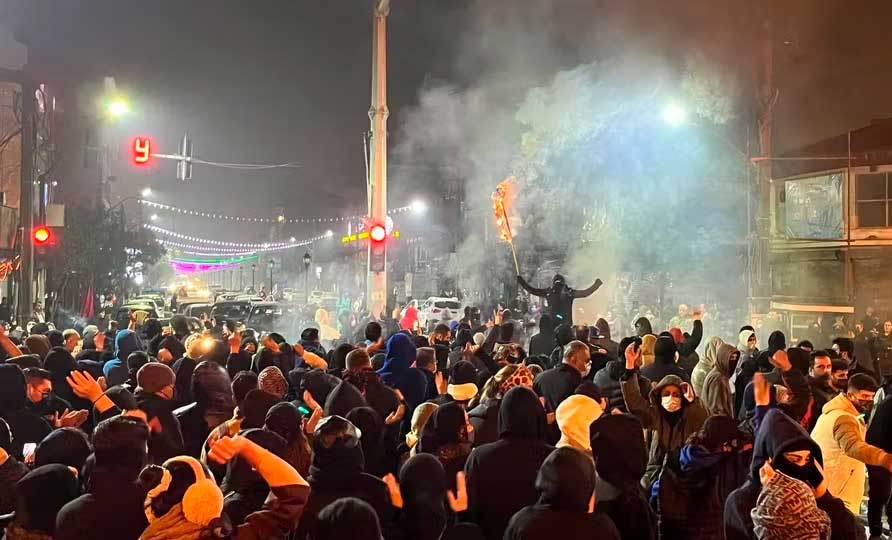 IRAN: Más de 50 muertos por protestas antigubernamentales