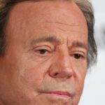 ¿QUE OPINAS de la denuncia sobre abusos de Julio Iglesias?