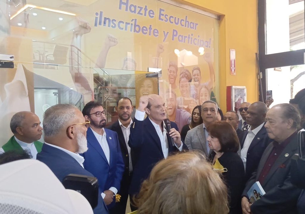 Ramfis inaugura oficinas del PED en el Distrito Nacional Ramfis inaugura oficinas del PED en el Distrito Nacional