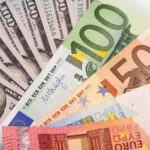 Dólar bajó 20 cts y euro 10; son vendidos RD.25 y RD.10
