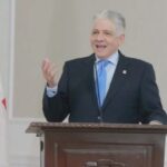 Eduardo Estrella destaca valores de DxC en su 16 aniversario