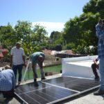 Exigen consulta de reglamento sobre paneles solares en techos
