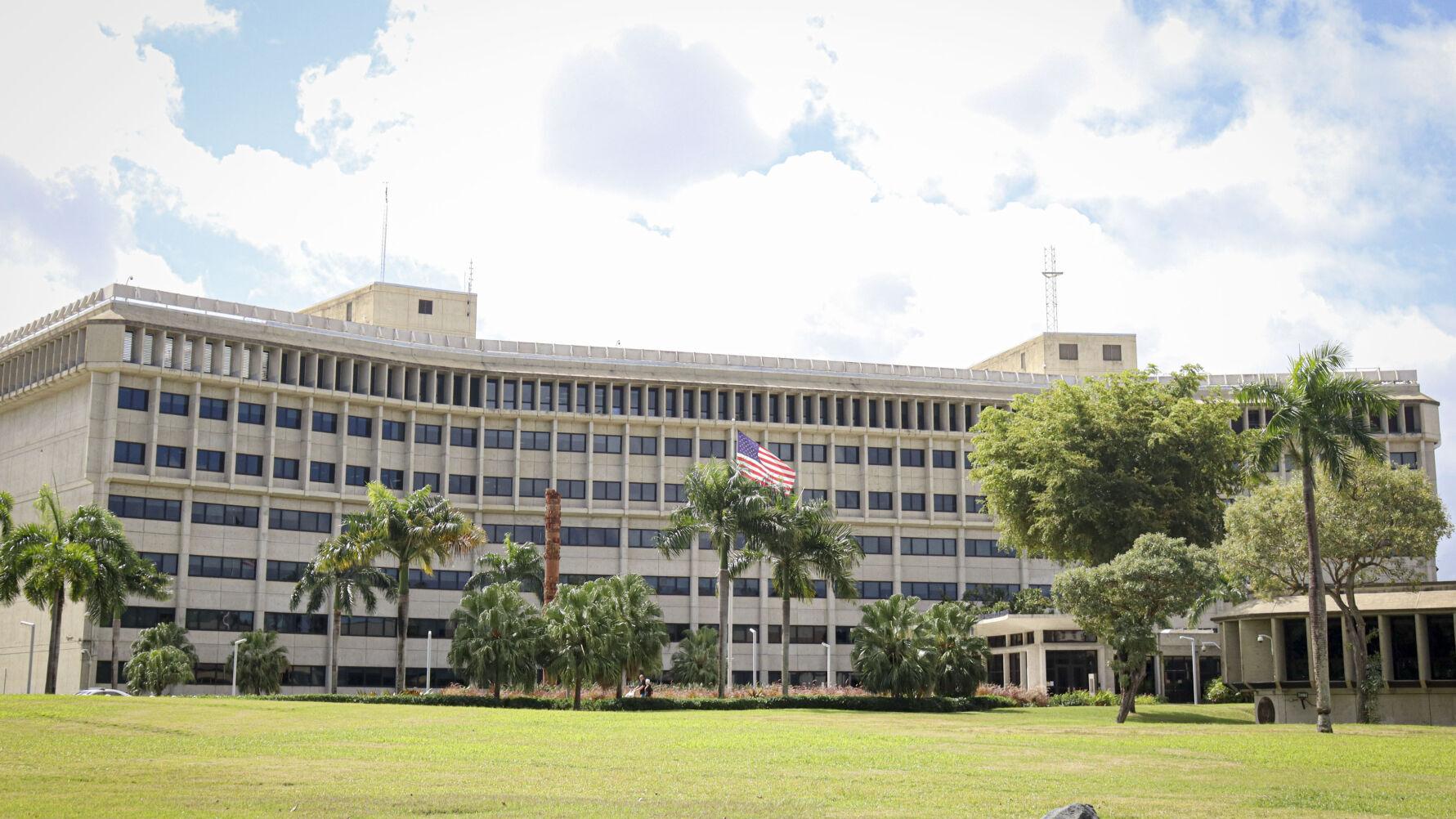 Jueza prohíbe traslado de dominicano fuera de P. Rico