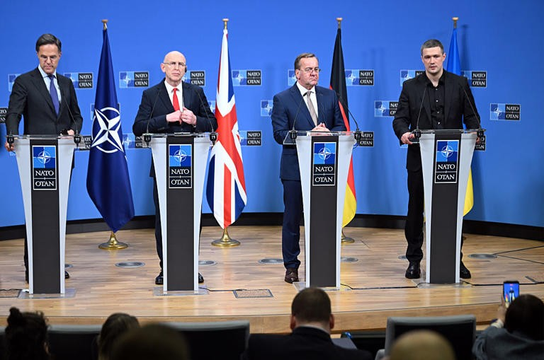 OTAN anuncia plan de defensa del Ártico, con exclusión de EU