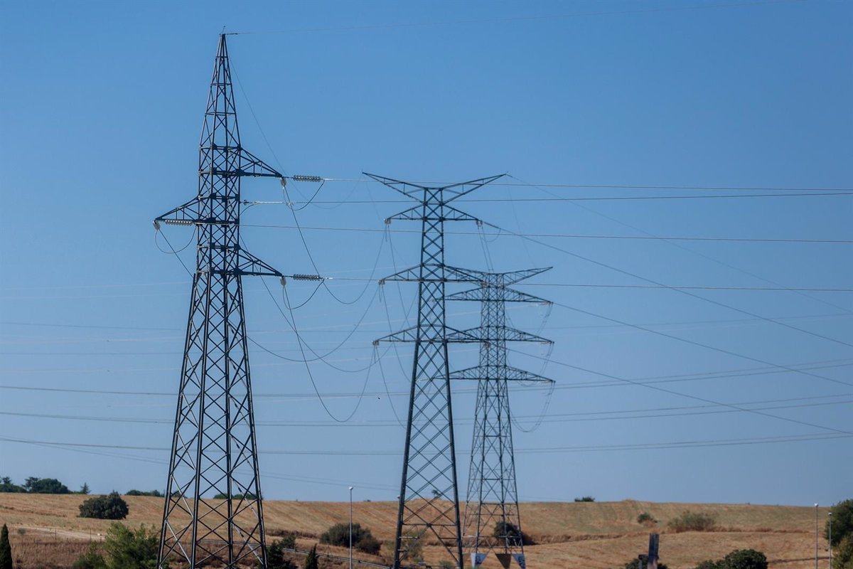 Servicio eléctrico de RD ha sido recuperado en un 30 por ciento Servicio eléctrico de RD ha sido recuperado en un 30 por ciento